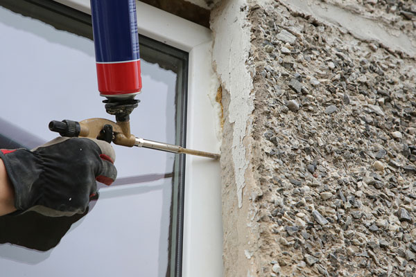 sealing window air leaks at home for energy efficiency
